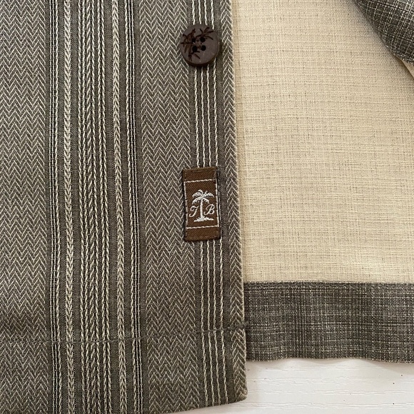 TOMMY BAHAMA Palm Tree Hawaiian Silk Button Up Green Khaki Shirt. Size L - Picture 4 of 15